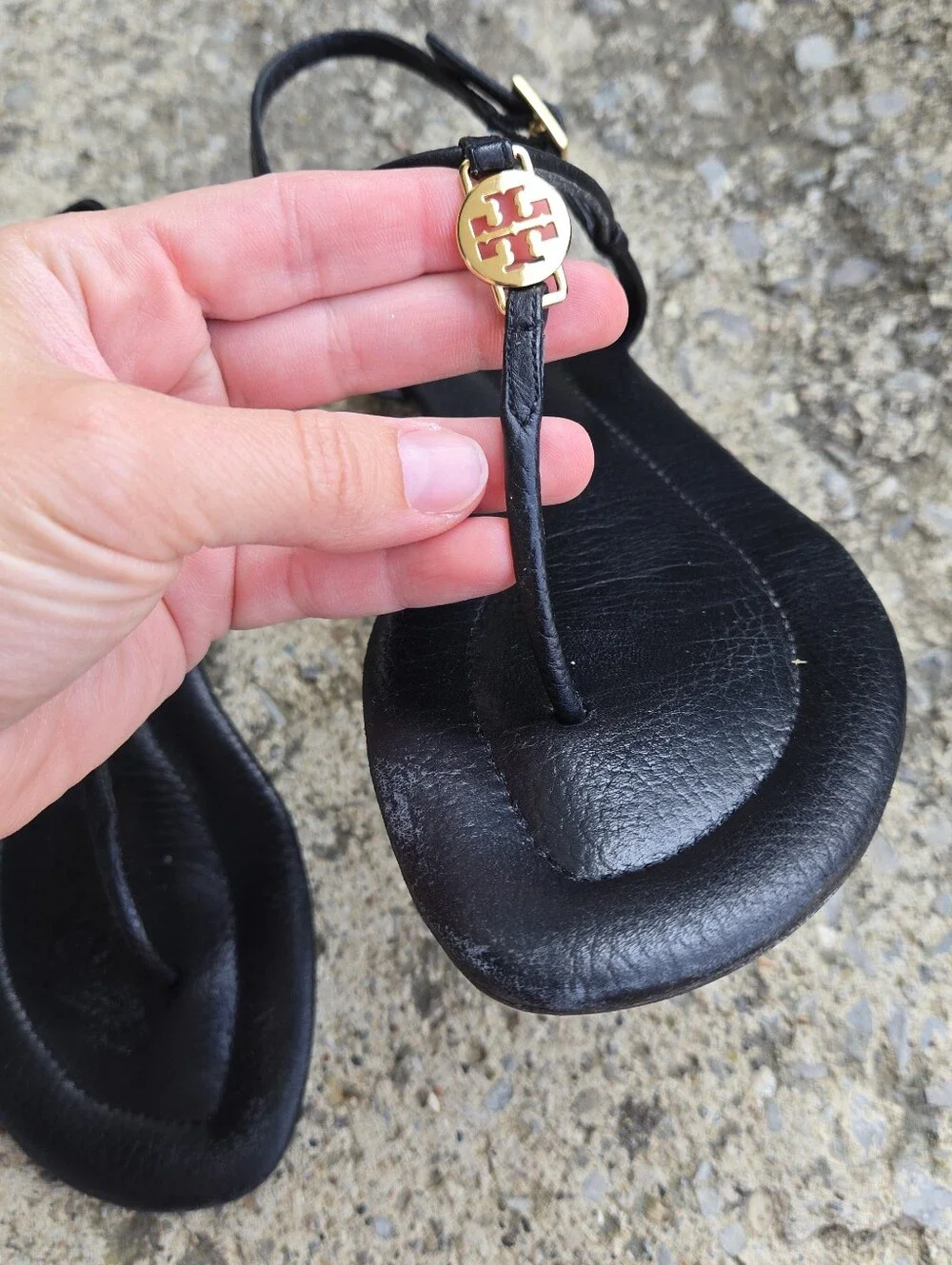 Tory Burch Emmy Thong Black Sandal Size 7.5